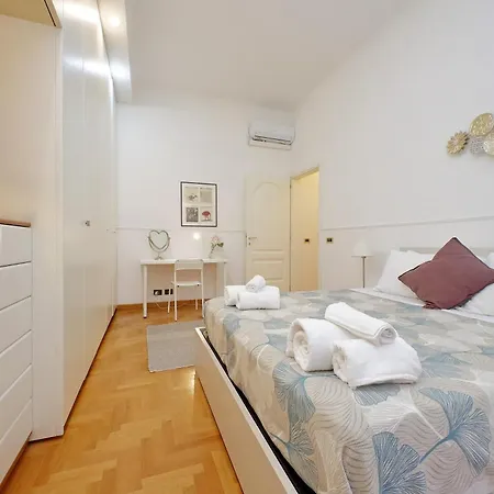 Appartamento A 10 Minuti Da Fontana Di Trevi - Casa Signorile *