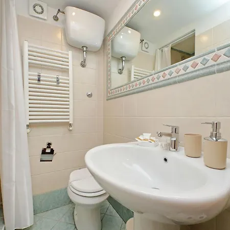 A 10 Minuti Da Fontana Di Trevi - Casa Signorile * Rom